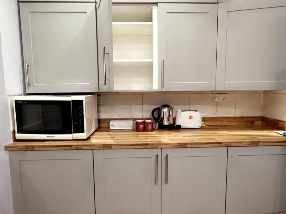 Apartment Cosy Quiet Single Merton (Greater London)